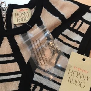 Torn by Ronny Kobo Tops - TORN by Ronny Kobo crop top Torn by Ronny Kobo Tops - TORN by Ronny Kobo crop top